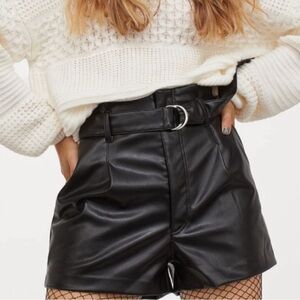 Black High-Waisted Leather Shorts Pleated Tailored w/Pockets